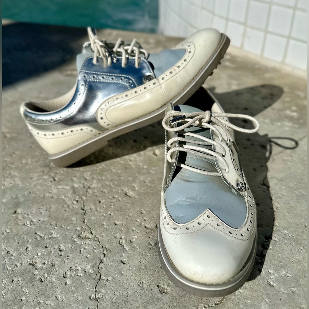 G/FORE Two-Tone Metallic Silver and Light Blue Golf Sneakers